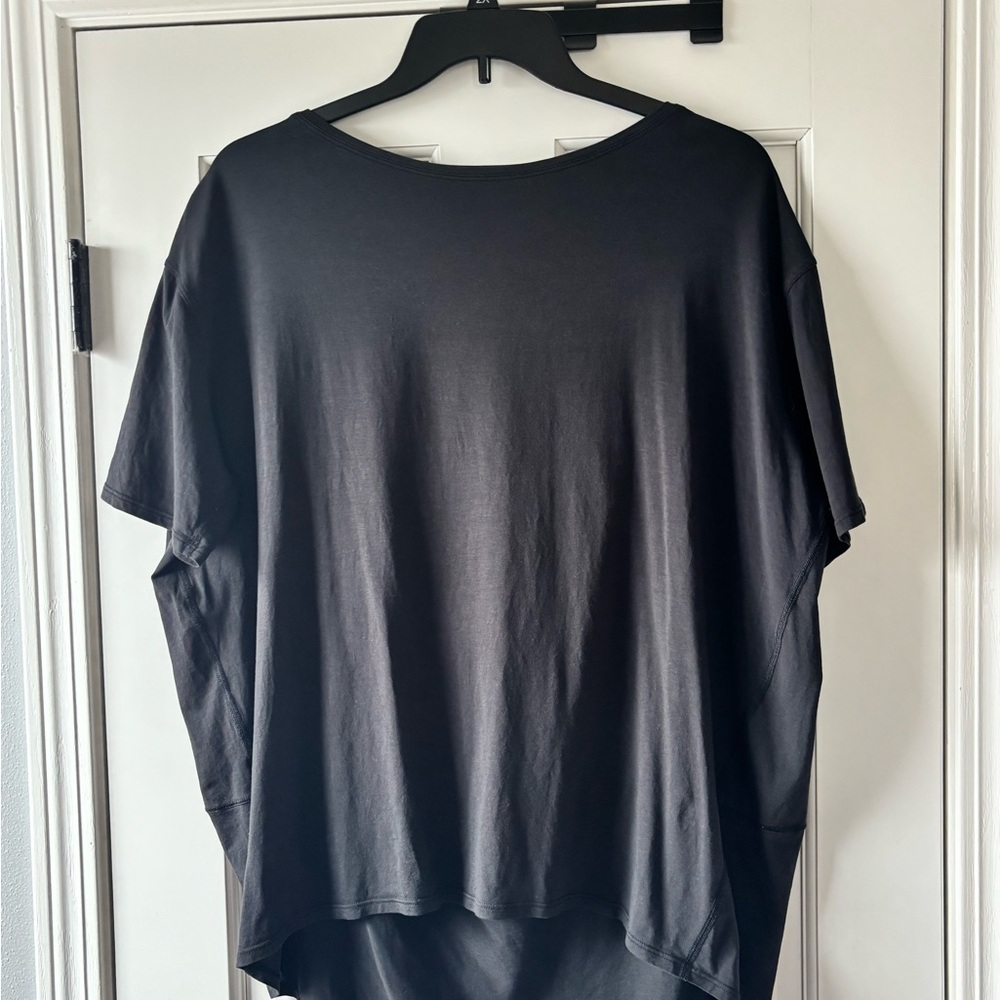 Lululemon Back In Action Tee
